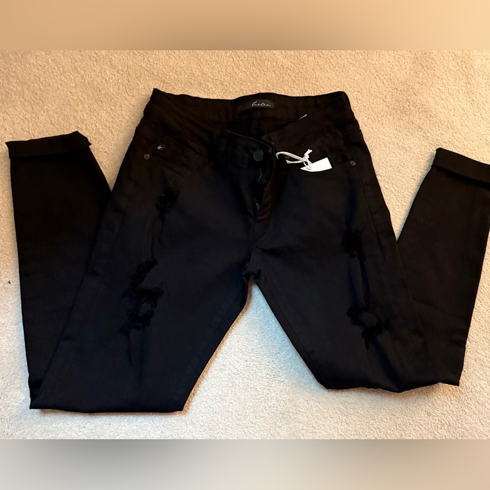 KanCan Distressed Black Skinny Jeans